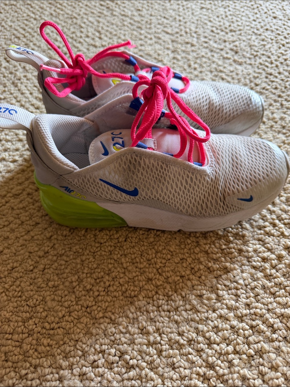 Nike Kids Sneakers in White with Pink Laces and Green Heel